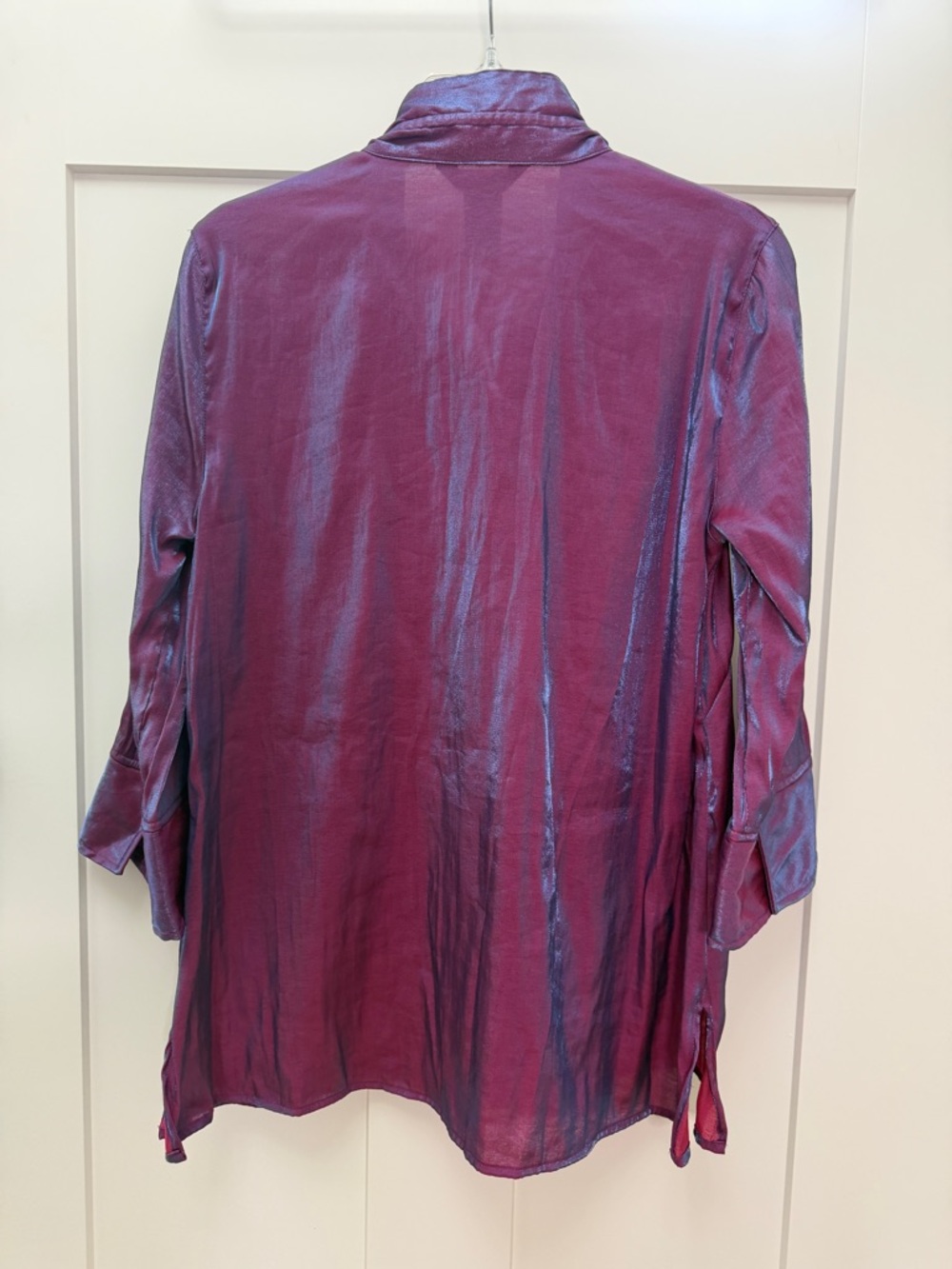 Ali Miles Shimmery Purple Button-Front Women's Top - Picture 6 of 9
